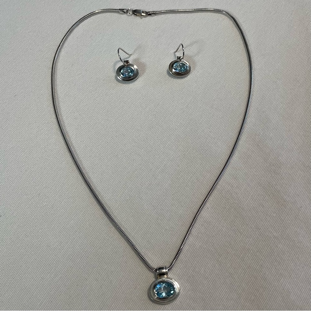 Silver and aqua marine necklace and and earring set